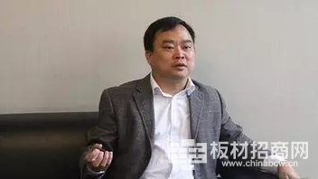 鹏森缘板材覃显斌：从教师到老板 不断突破不断提升